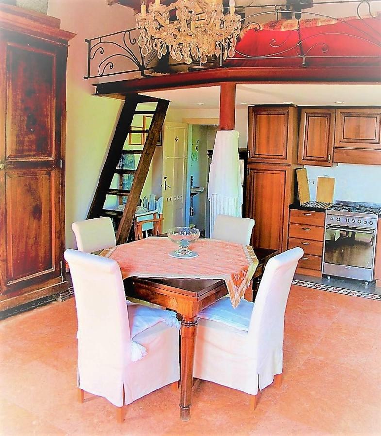 Budget Romance Tower Studio Apartment Lari Exterior foto
